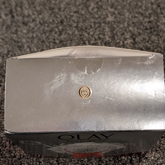 Olay Regenerist Advanced Anti Aging Facial Cleansing Brush NEW open box 2 brush - Picture 2 of 7